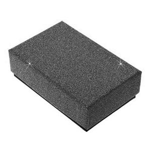 Czarne upominkowe pudełeczko na zestaw lub naszyjnik - błyszcząca powierzchnia