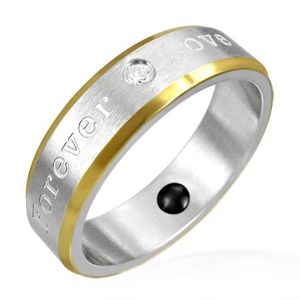 Pierścionek magnetyczny ze stali - złote krawędzie, romantyczny napis - Rozmiar : 56
