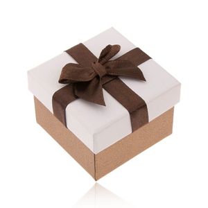 Prezentowe pudełeczko na pierścionek, brązowy i biały kolor, brązowa kokardka