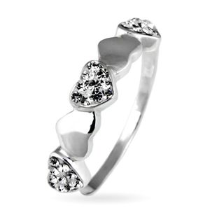 Srebrny pierścionek 925 - błyszczące i gładkie serduszka - Rozmiar : 55