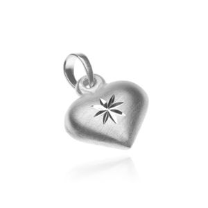 Srebrny wisiorek 925 - matowe serce z lśniącą gwiazdą