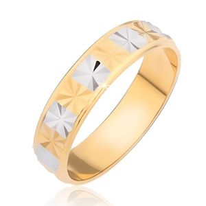 Stalowy lśniący pierścionek - złote i srebrne kwadraciki z diamentowym wzorem - Rozmiar : 59