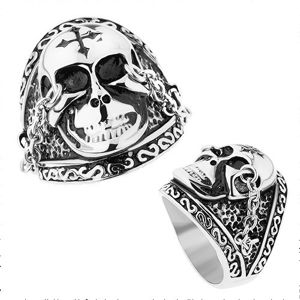 Stalowy pierścionek srebrnego koloru, lśniąca czaszka z krzyżem, łańcuszki, patyna - Rozmiar : 71