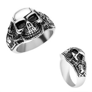 Stalowy pierścionek srebrnego koloru, wypukła czaszka z patyną, rycerz, miecze - Rozmiar : 62