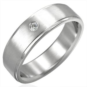 Szlifowany stalowy pierścionek z cyrkoniowym oczkiem - Rozmiar : 59