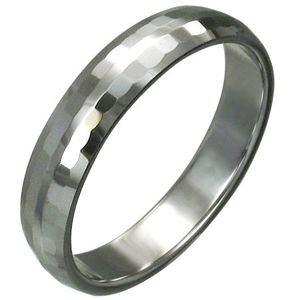 Wolframowy pierścionek z delikatnie oszlifowanymi prostokątami, 3 mm - Rozmiar : 52