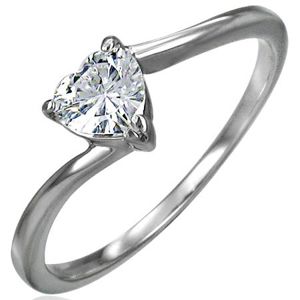 Zaręczynowy stalowy pierścionek, cyrkoniowe serce bezbarwnego koloru, wąskie zakrzywione ramione - Rozmiar : 58
